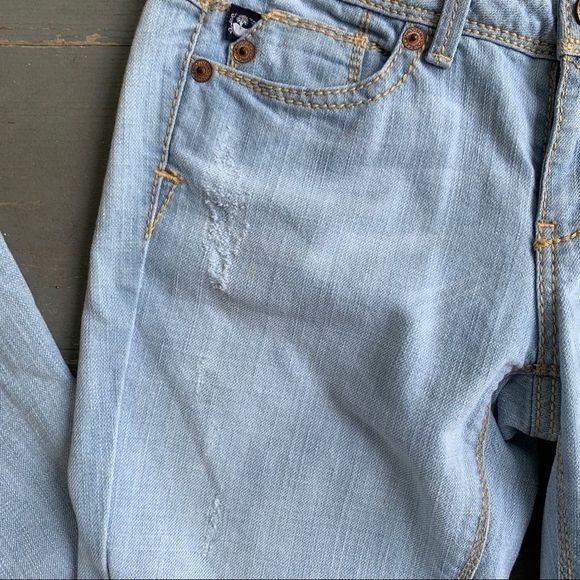 *SALE* EUC Source of Wisdom Distressed Sz 9 Jean - Picture 6 of 11